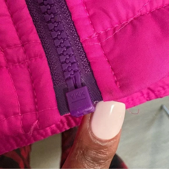 The North Face Fuchsia Women's Ski Jacket - Picture 10 of 11